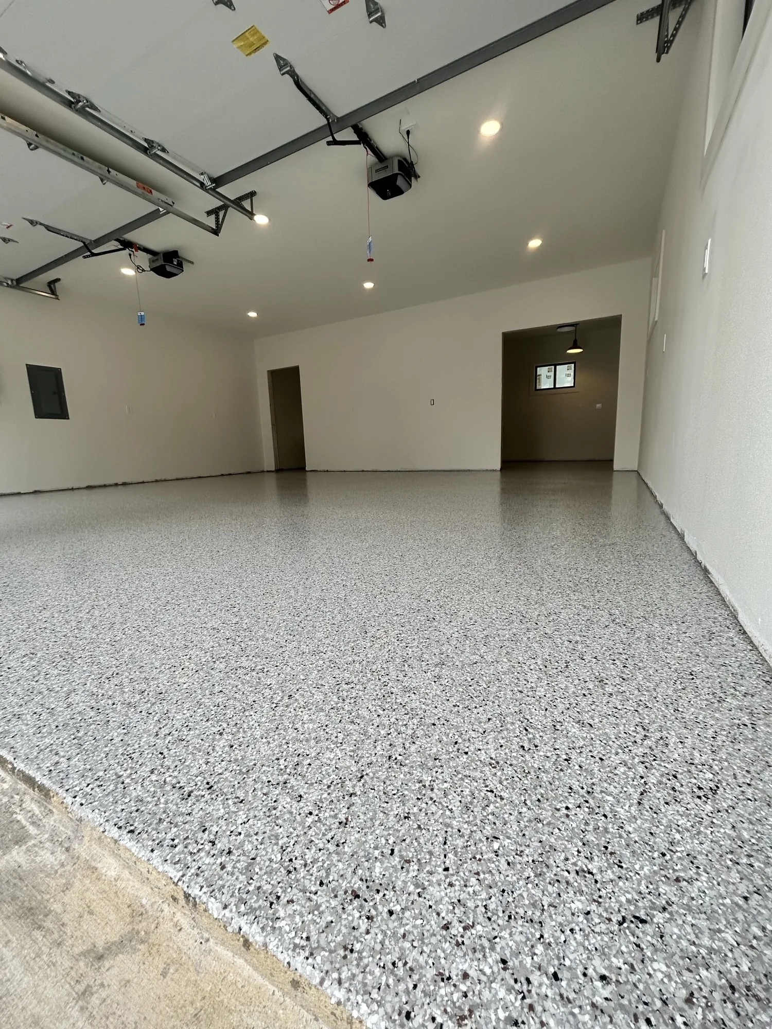 Finished flake floor in a residential garage